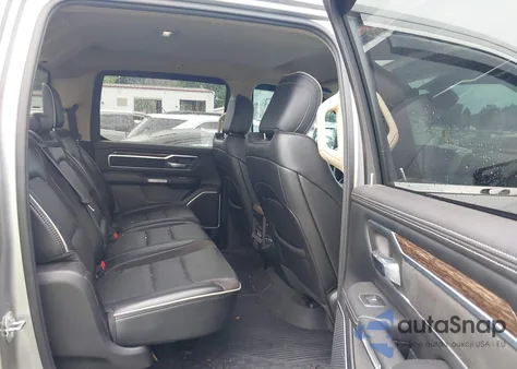 2019 Ram 1500 Laramie 4X4 5'7 Box из США, поврежденный, VIN 1C6SRFJT6KN921484